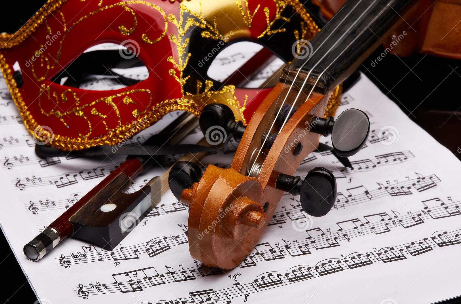 Театр скрипка. Венецианская маска со скрипкой. Скрипка театр. Рамка со скрипкой и маской. Скрипичный ключ и Театральная маска.